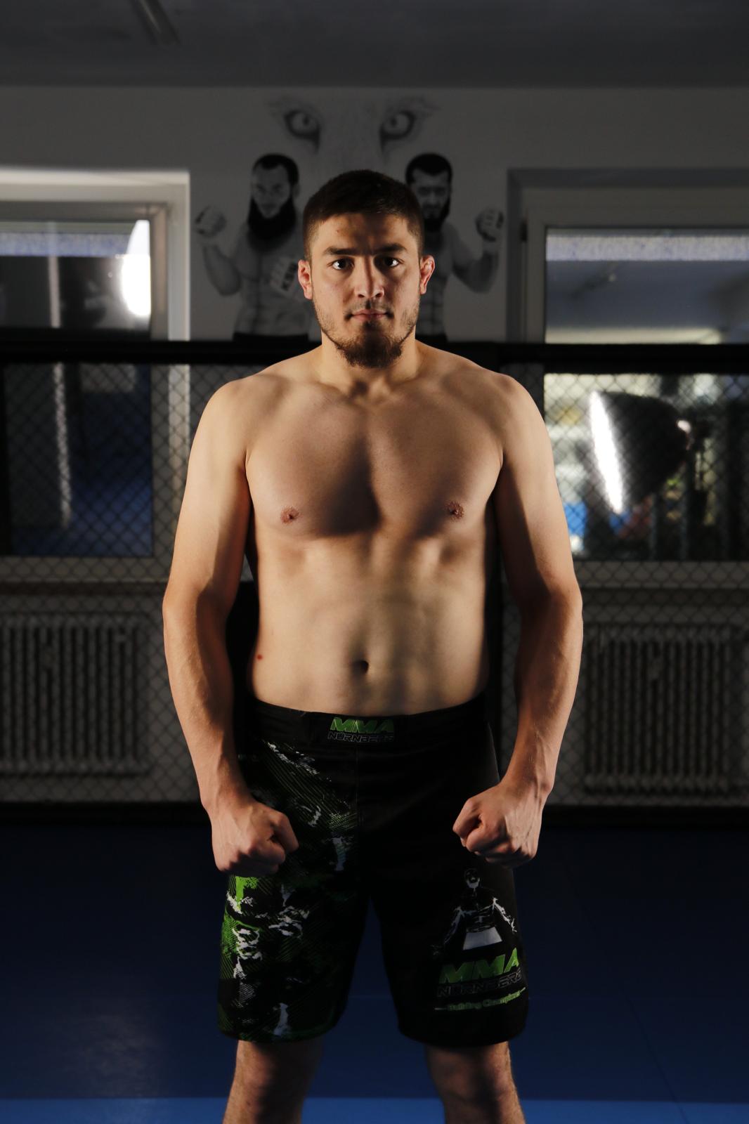 MMA-Kämpfer im Gym